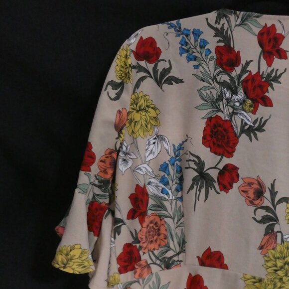 GIRLS ON FILM | size 10 | Floral Tie Waist Gown / Cover-Up - Picture 11 of 16